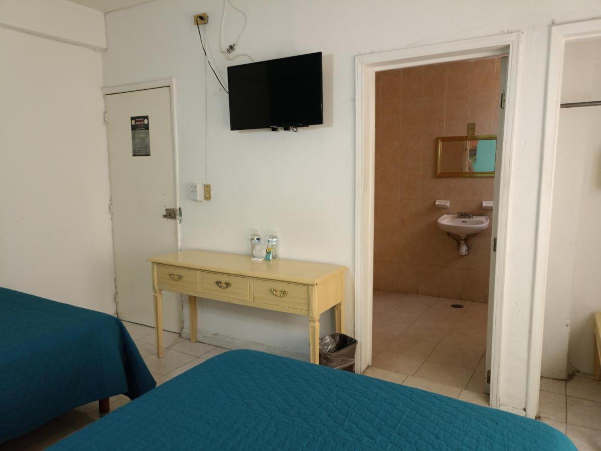 Hotel San Carlos Irapuato Εξωτερικό φωτογραφία